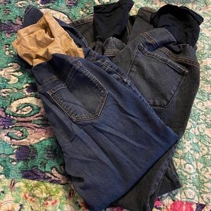 SOLDMaternity Jeans